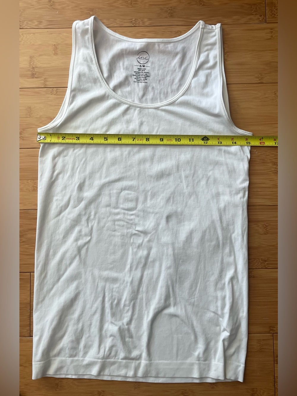 INC International Concepts White Scoop Neck Tank Top